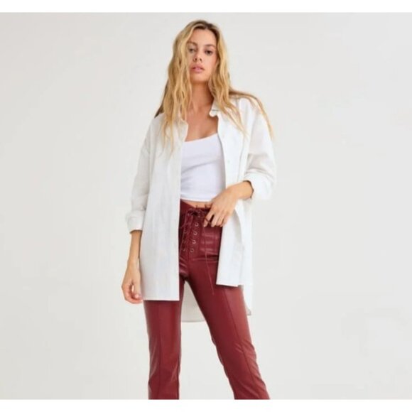 NWT Rumored - M - Ex-Boyfriend Oversized Button Up Shirt In White - Picture 4 of 7